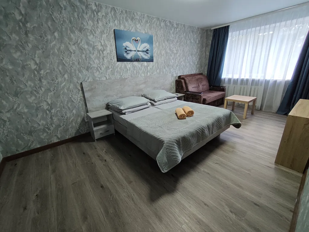 Квартира Новая двушка с дизайнерским ремонтом — аренда посуточно в Новошахтинск