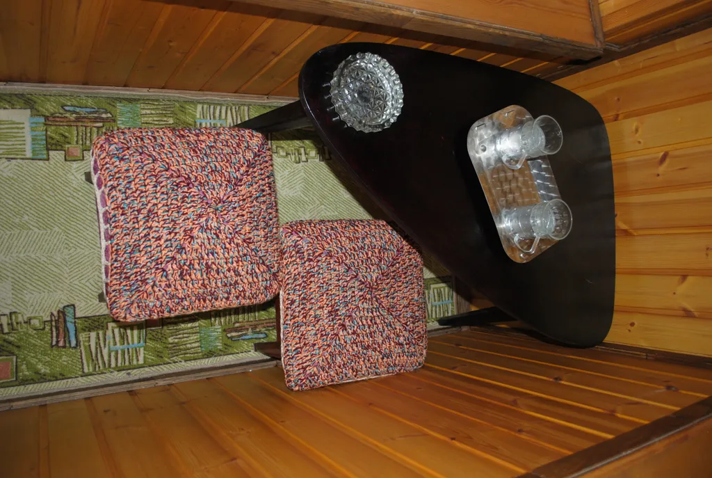 Уютная однокомнатная квартира с дубовой мебелью