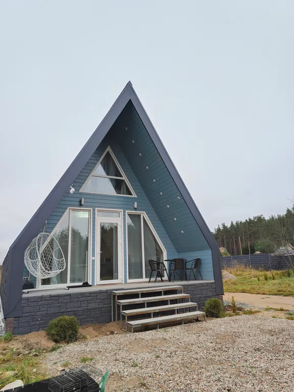 Коттедж Уютный новый Трехкомнатный дом у озера — Ларионово