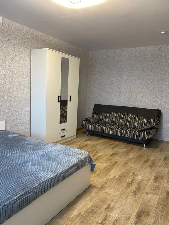 Квартира Квартира Уютная квартирка в новостройке Амур-2 — Омск