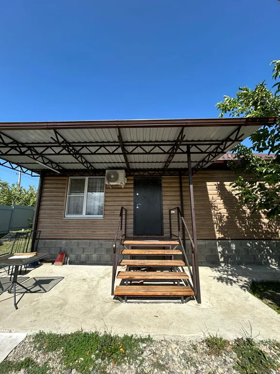 Коттедж Уютный домик с баней и большой территорией — Винсады