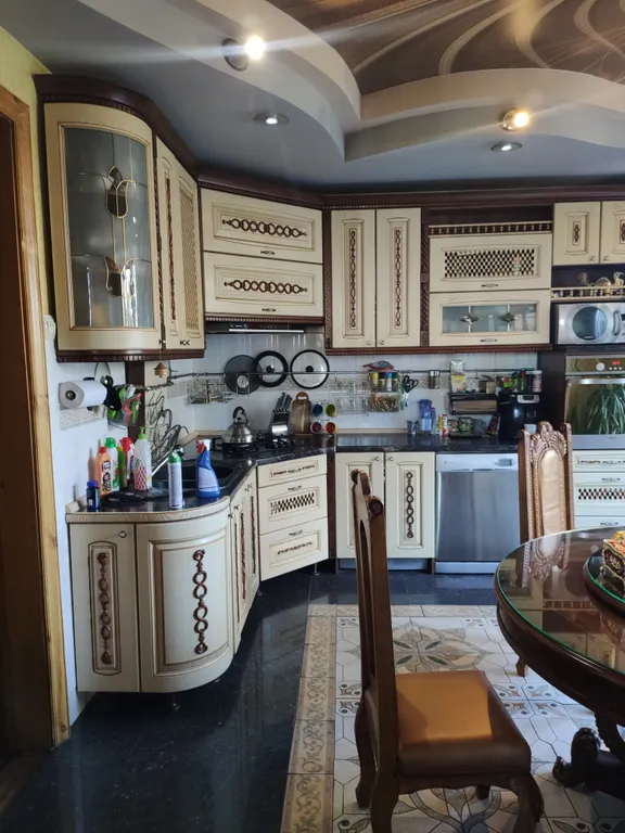 Уютный дом c бассейном в историческом центре города