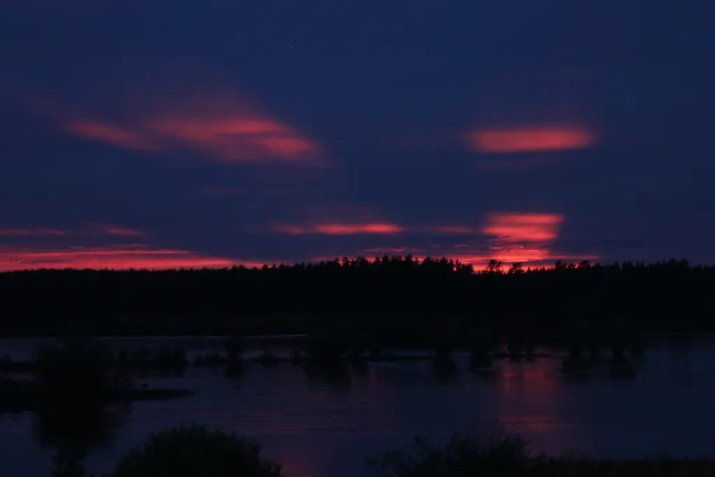 Большой дом на берегу Вселуга