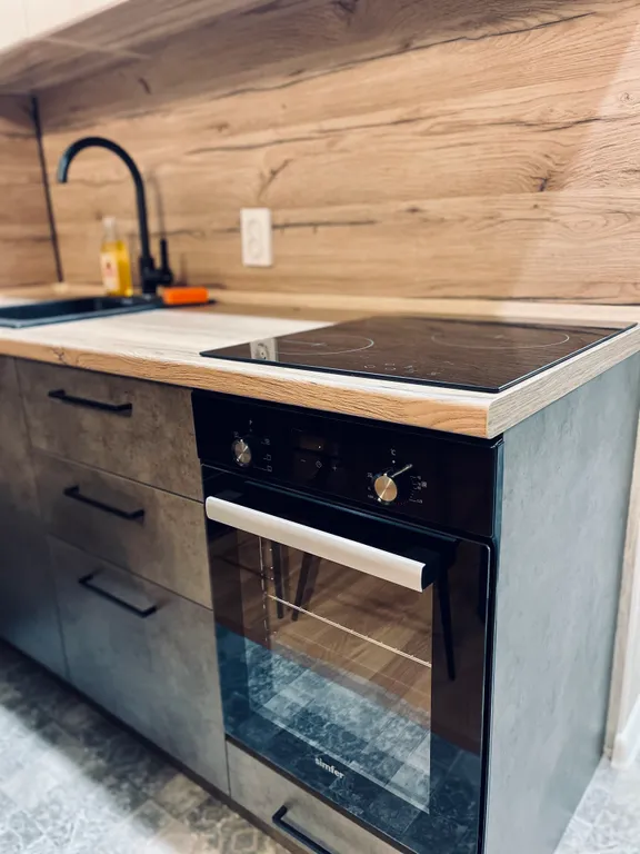 Теплая студия возле автотрассы М5