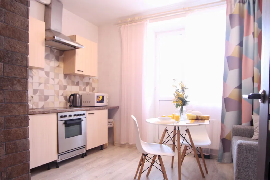 Квартира 1-комнатная уютная около ТЦ Красный кит