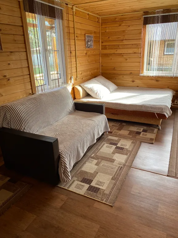 Уютный деревянный домик