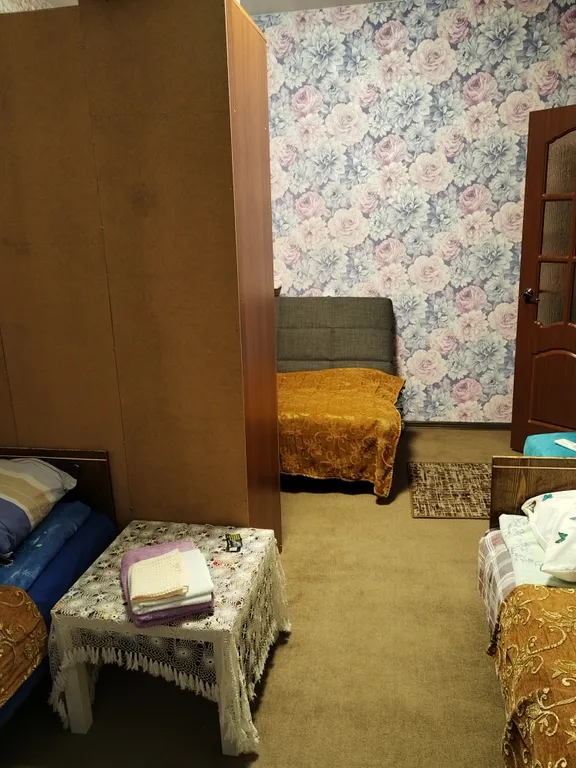 Семейная комната в спальном районе города