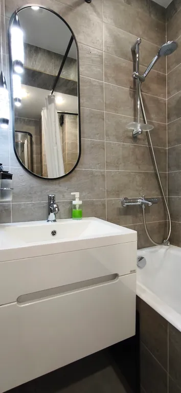 Стильная квартира с кондиционером в центре города