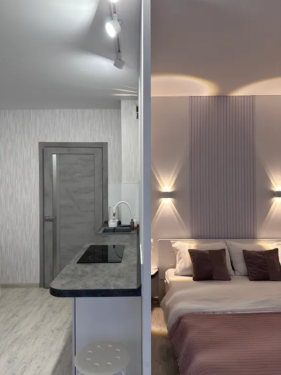 Студия в Искре