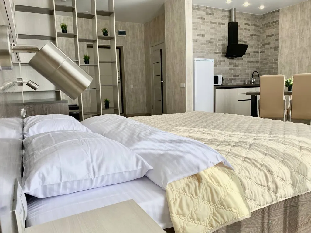 Квартира Стильная студия в апарт-отеле Кристалл — аренда посуточно в Юрга