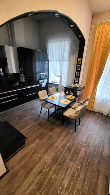 Современные апартаменты в исторической части города