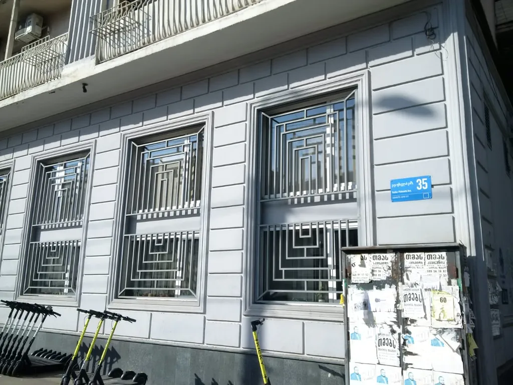 Уютная однокомнатная квартира у метро Делиси в районе Сабуртало