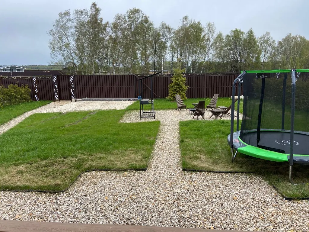 Домик для отдыха с гриль-мангалом, костровой и батутом