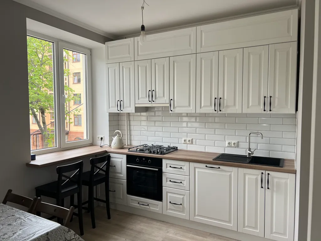 Уютная квартира в самом центре города, закрытая территория с парковкой — аренда посуточно в Пятигорск