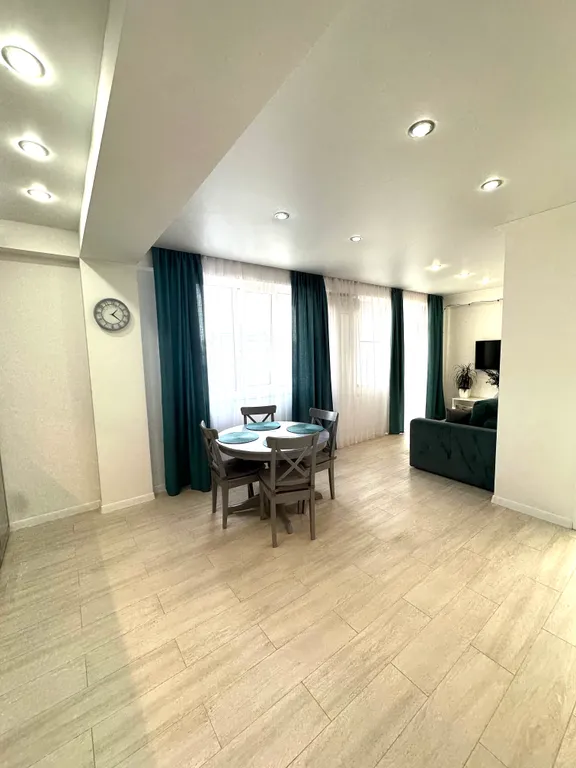 Квартира Просторная светлая квартира — Сириус