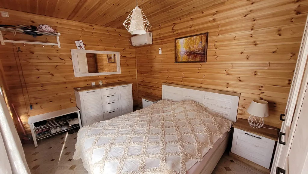 Квартира Благоустроенная комната в коттедже с террассой — Голубицкая