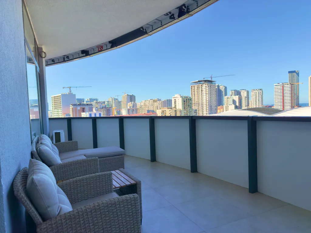 Big apartament on Bagrationi by Mavi Guest