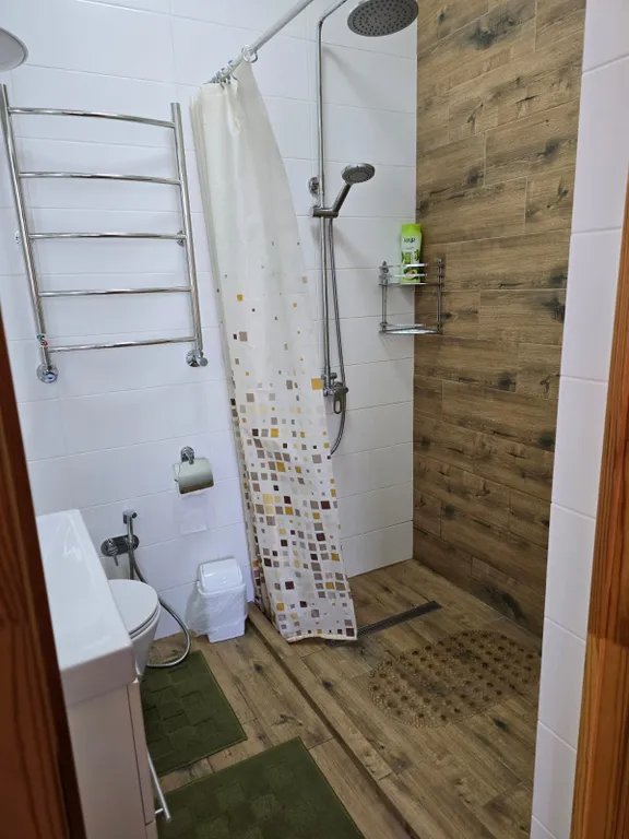 Апартаменты в центре с видом на горы