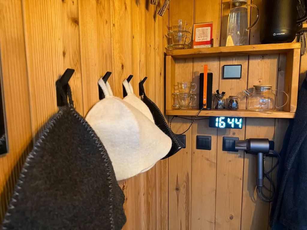 Дом с баней и горячим чаном