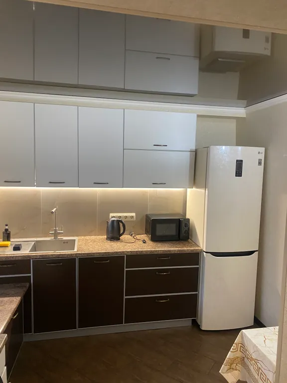 Коттедж Дом с бассейном с подогревом — Новороссийск