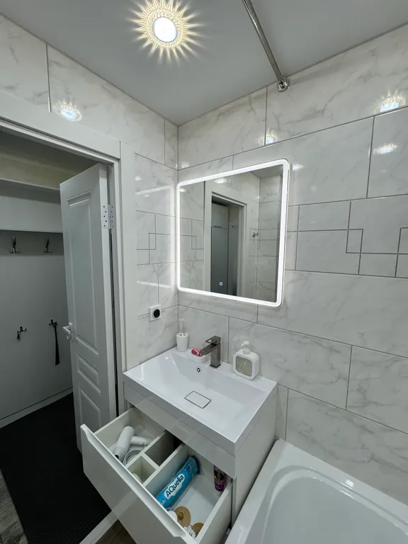 Комфортабельная квартира в центре города, 2-й этаж