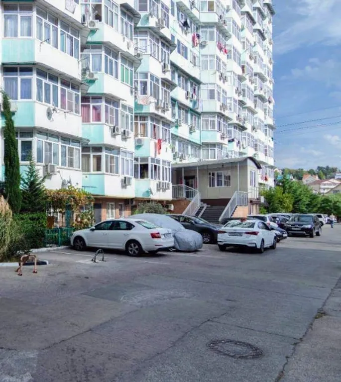 Студия с террасой в 10 минутах пешком от моря