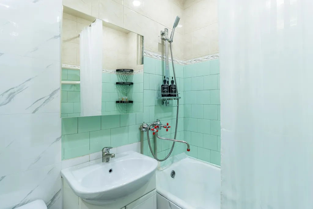 Уютная и светлая студия рядом с центром-идеально для отдыха и работы.