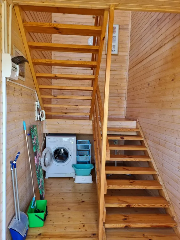 Квартира Квартира Трёхкомнатный апартамент с балконом — Кучугуры