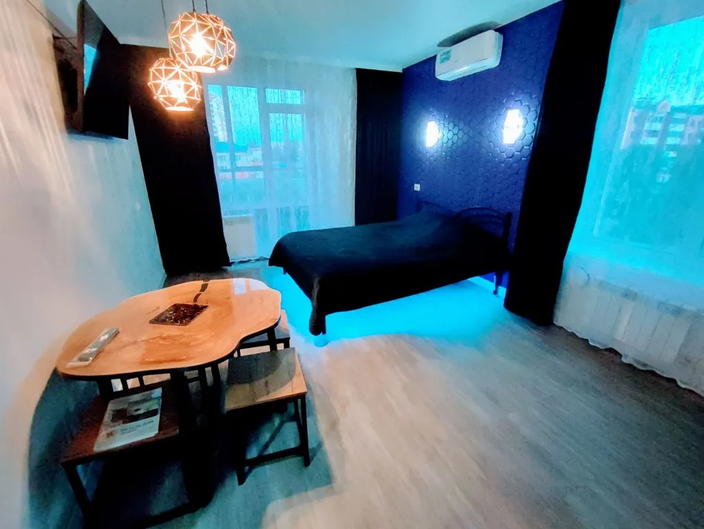 Бизнесс люкс двухкомнатные с кондиционером и бойлером