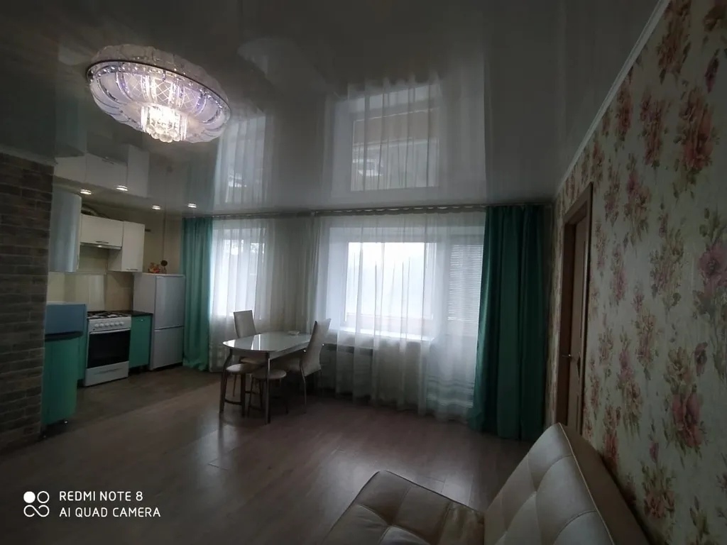 Центр города, большая гостинная