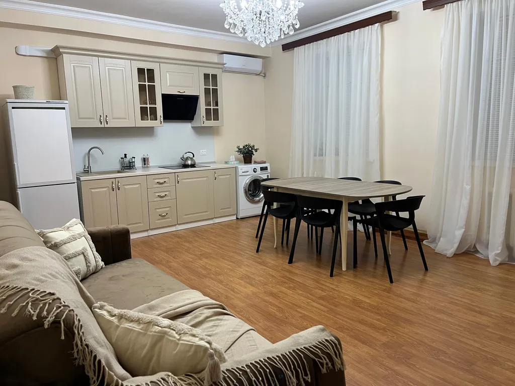 Гостевой домик в центре города на 8 человек