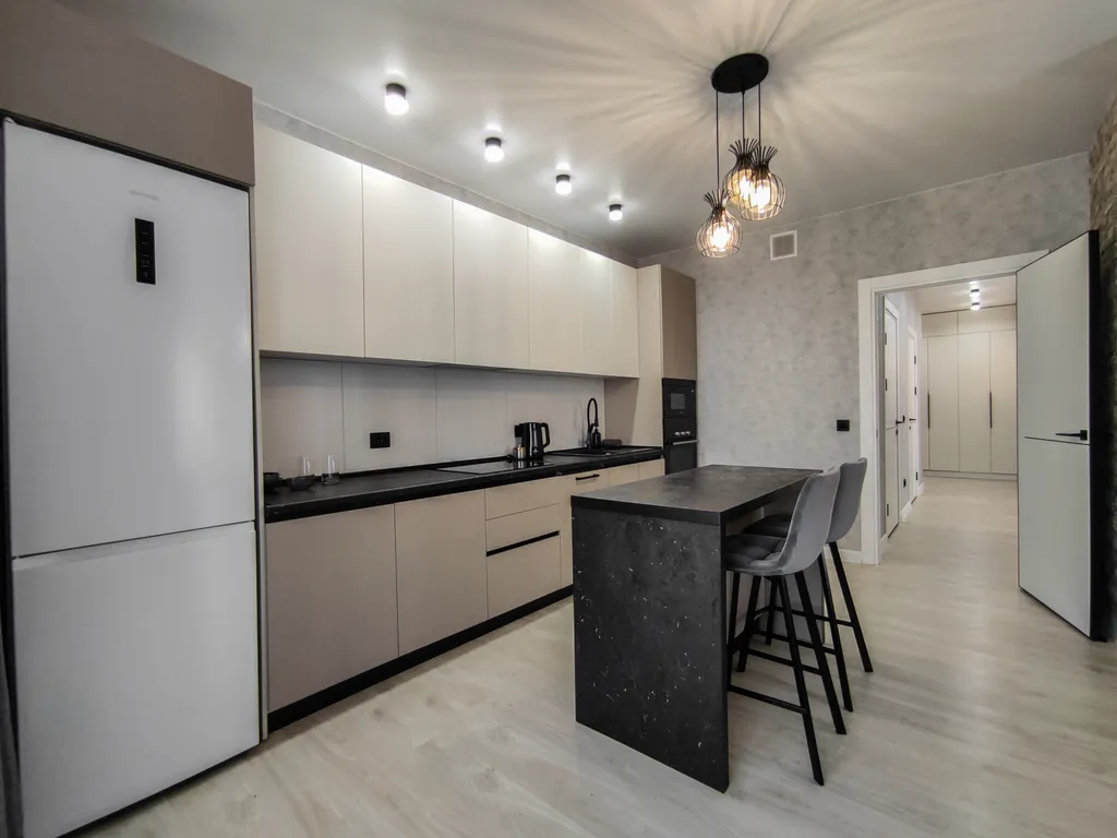 Большая двухкомнатная квартира в центре