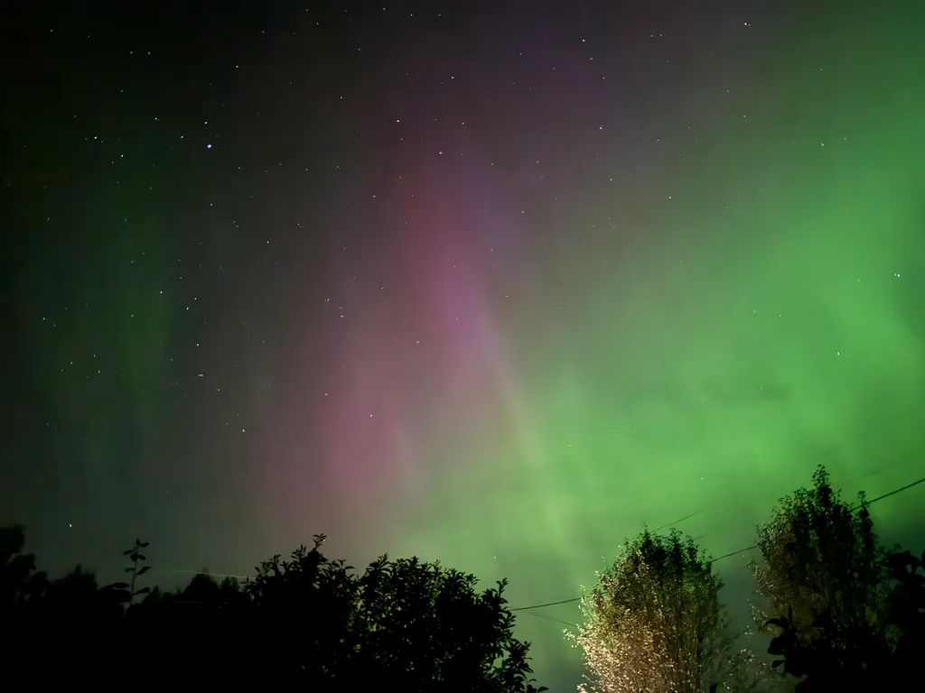 Стильный дом на берегу Ладожского озера с панорамным видом