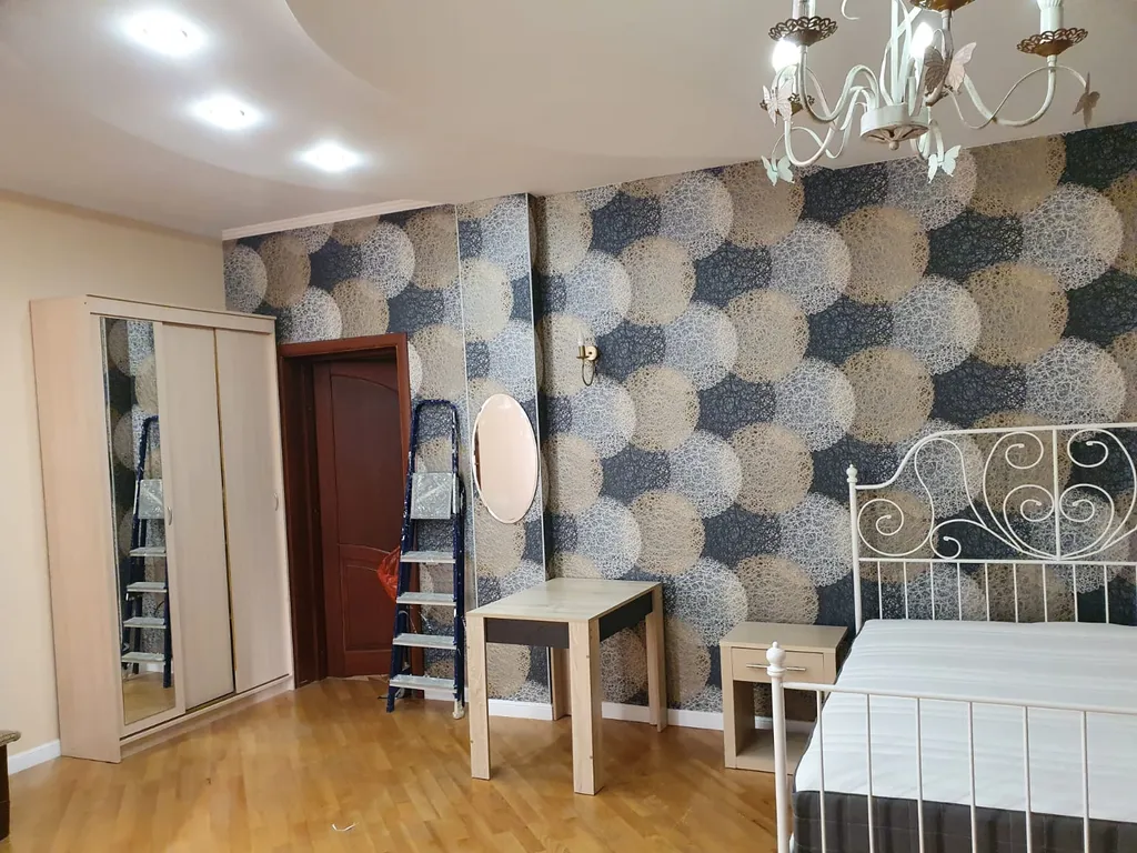 Квартира Большая комната в просторной 3-х комнатной квартире — Сочи
