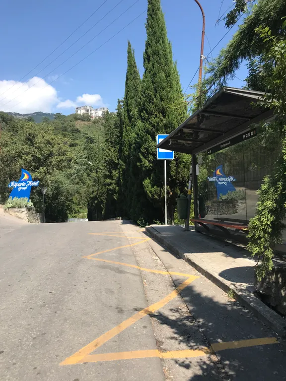 Новый дизайнерский европейский дом недалеко от моря, у Ялта интурист