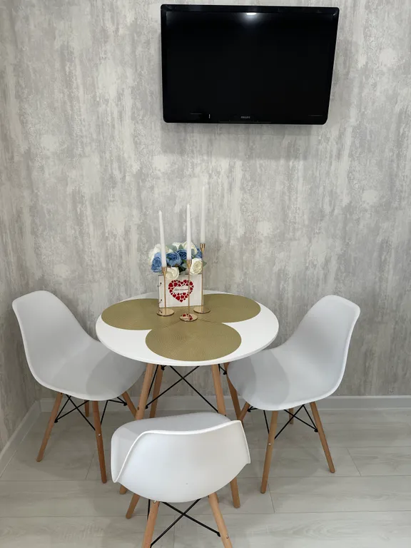 Уютная, светлая квартира c прекрасным видом на Неву