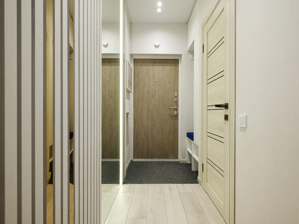 Дизайнерская студия с видом на сосны с закрытым двором