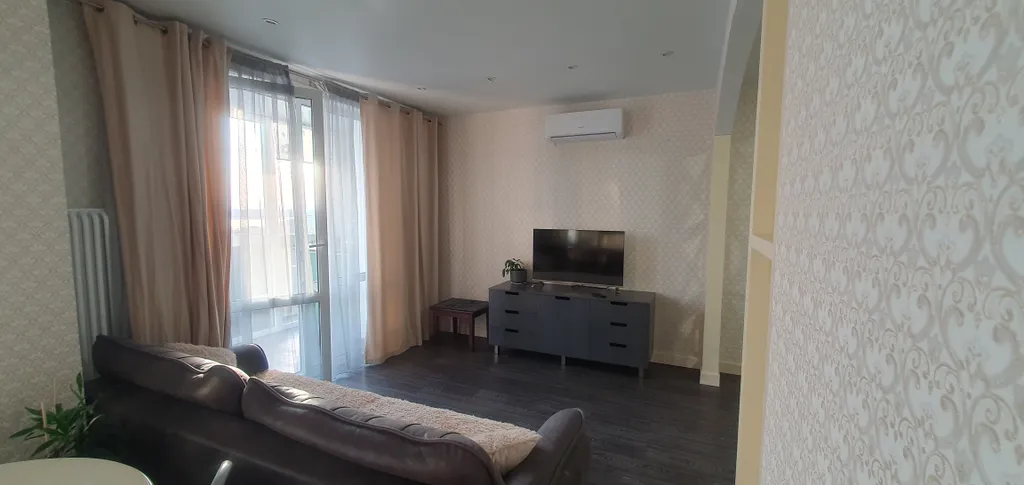 Видовая квартира напротив Броско Мола