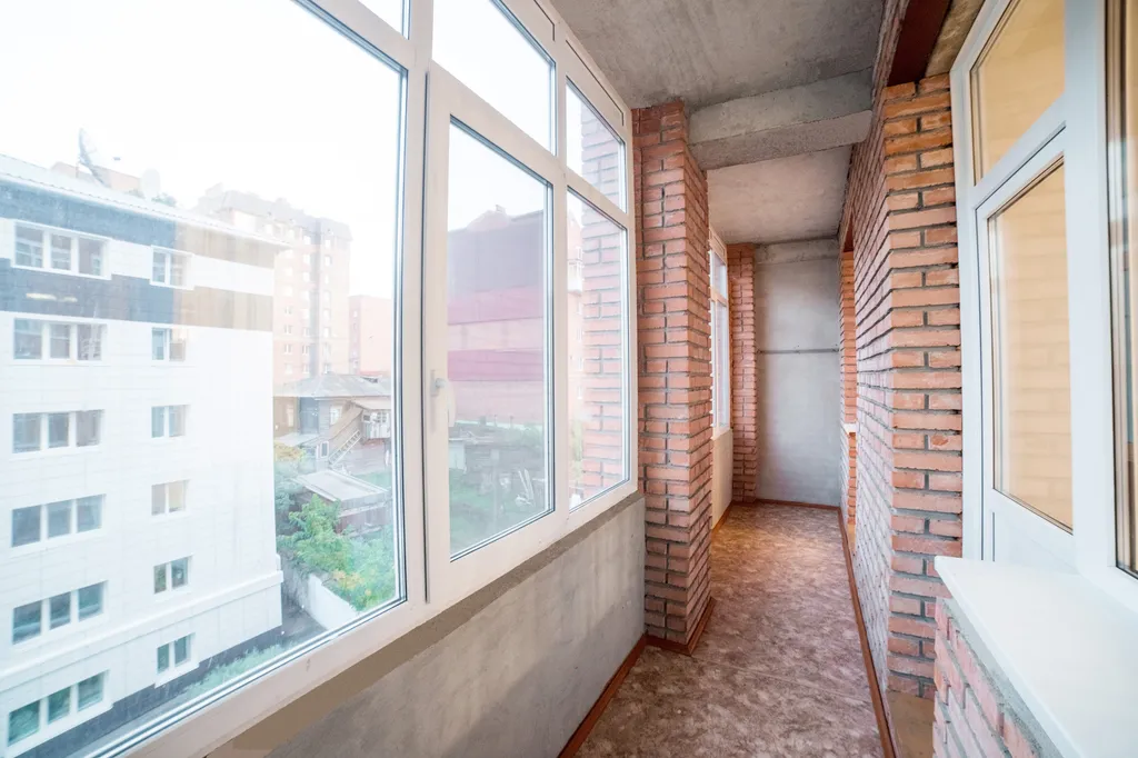 Светлая квартира в элитном доме с парковкой в самом центре