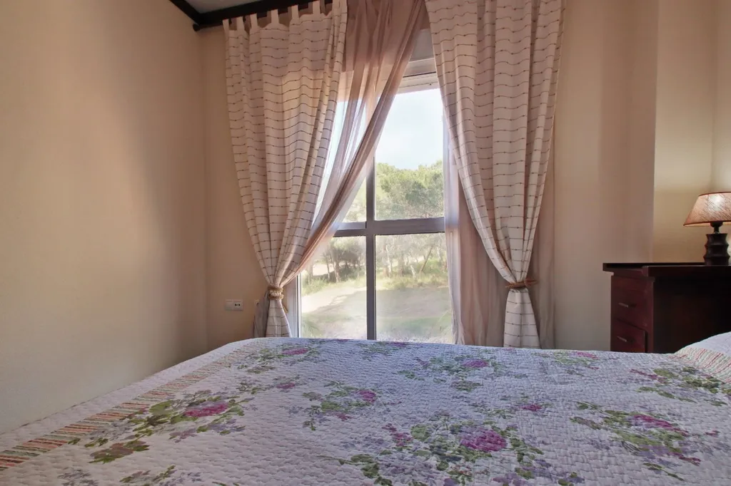 Апартаменты с видом на тихий сад рядом с морем