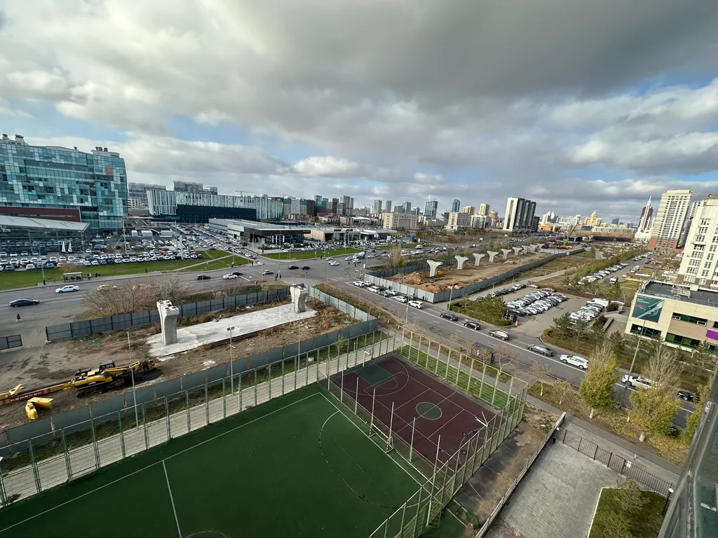 Квартира в жилом комплексе Торонто