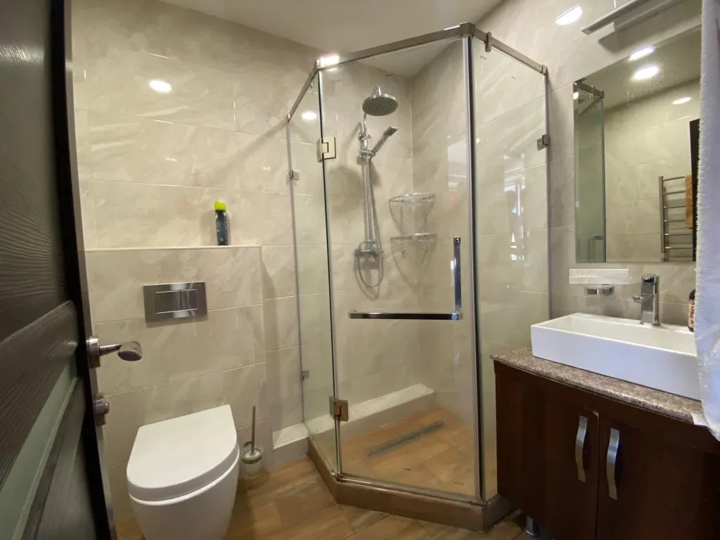 City Central Apartment (студия с витражами)