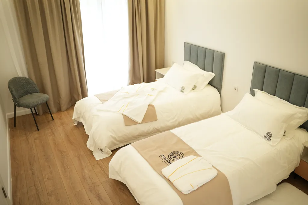 Коттедж Гостевой дом Rodnik с видом на горы — Алматы