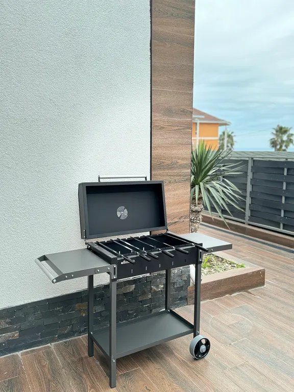 Коттедж в Сириусе с шикарным видом на море и олимпийский парк