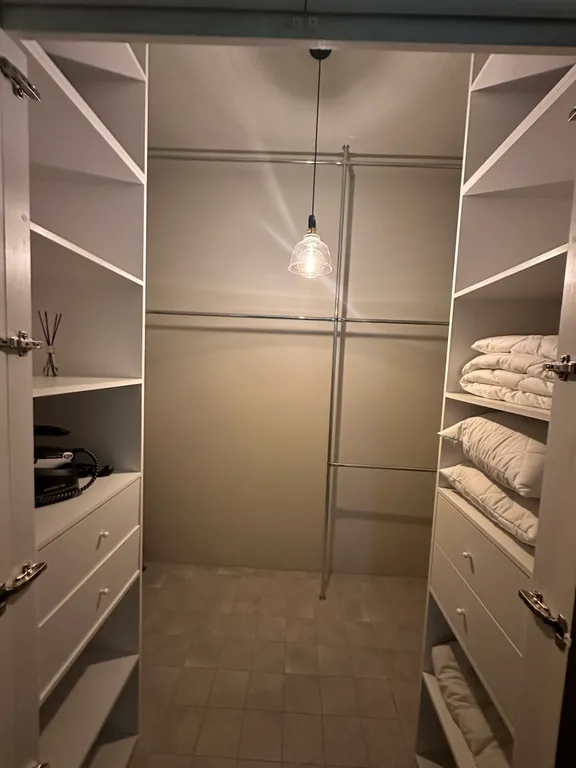 Квартира в стиле Сальвадора Дали