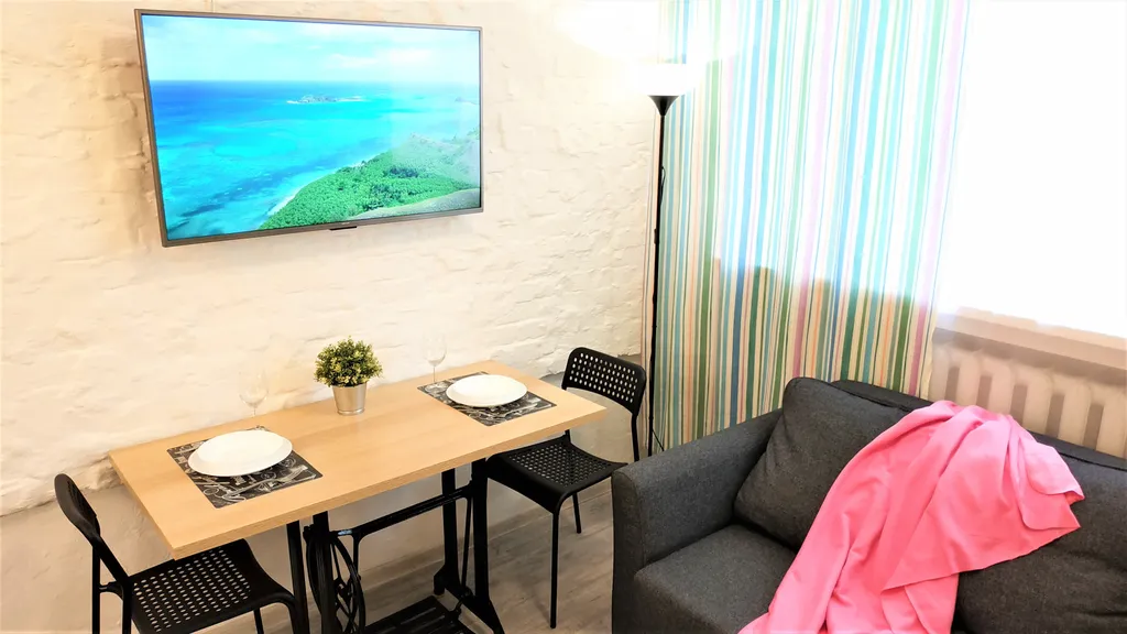 Семейная уютная студия на 6х гостей вблизи метро