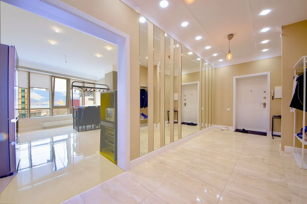 Стильная квартира на набережной