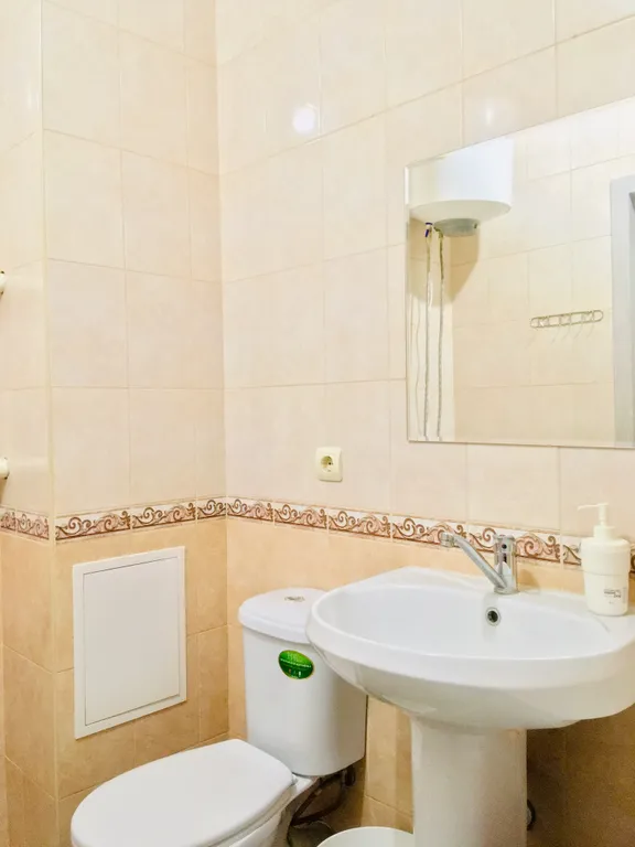 1-комнатная квартира, 15 минут до центра на автомобиле, с парковкой у дома