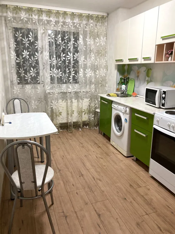 Уютная квартира с видом на город и Ижевский пруд