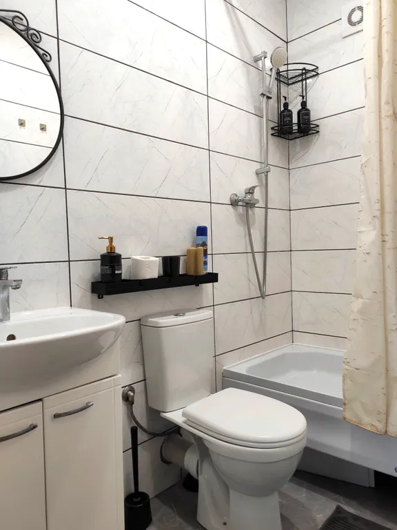 Студия на берегу залива